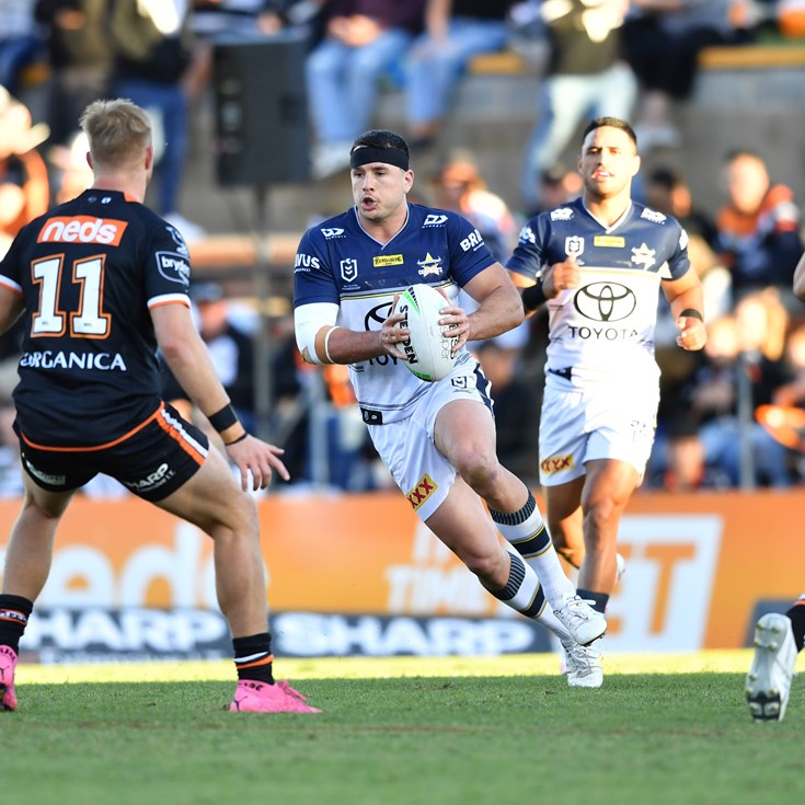 Lachlan Burr retires