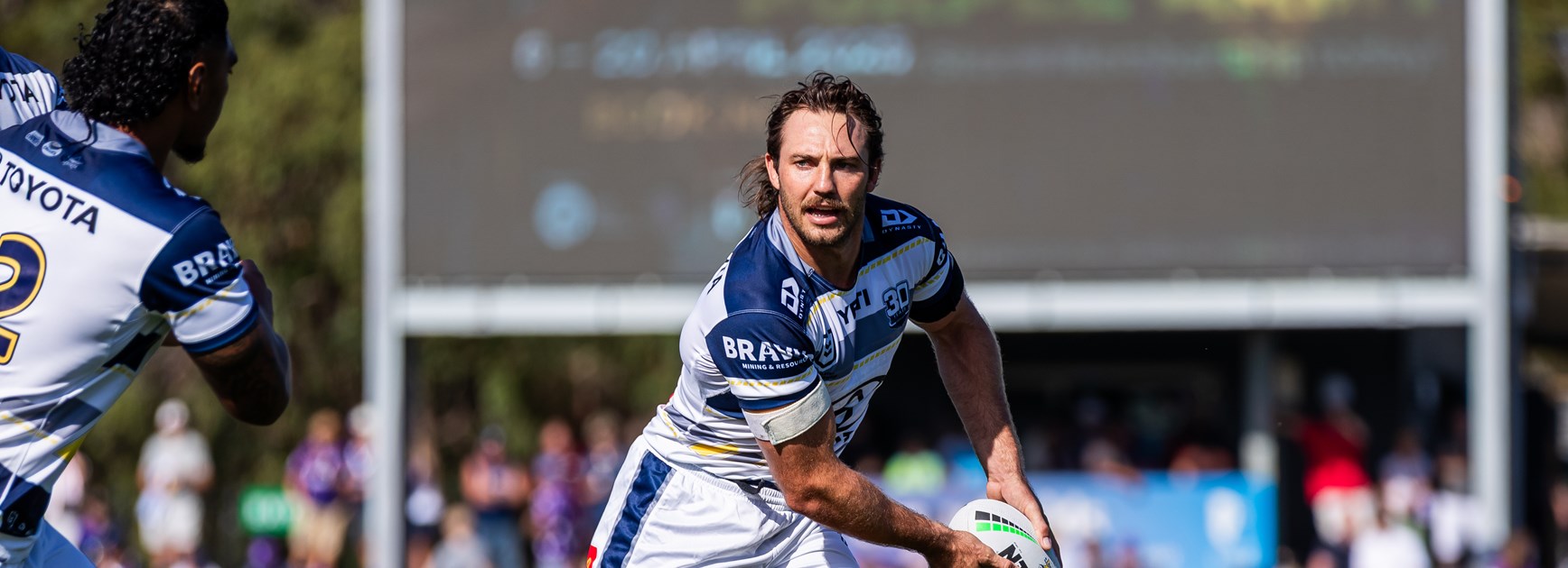 Cowboys release Lawton