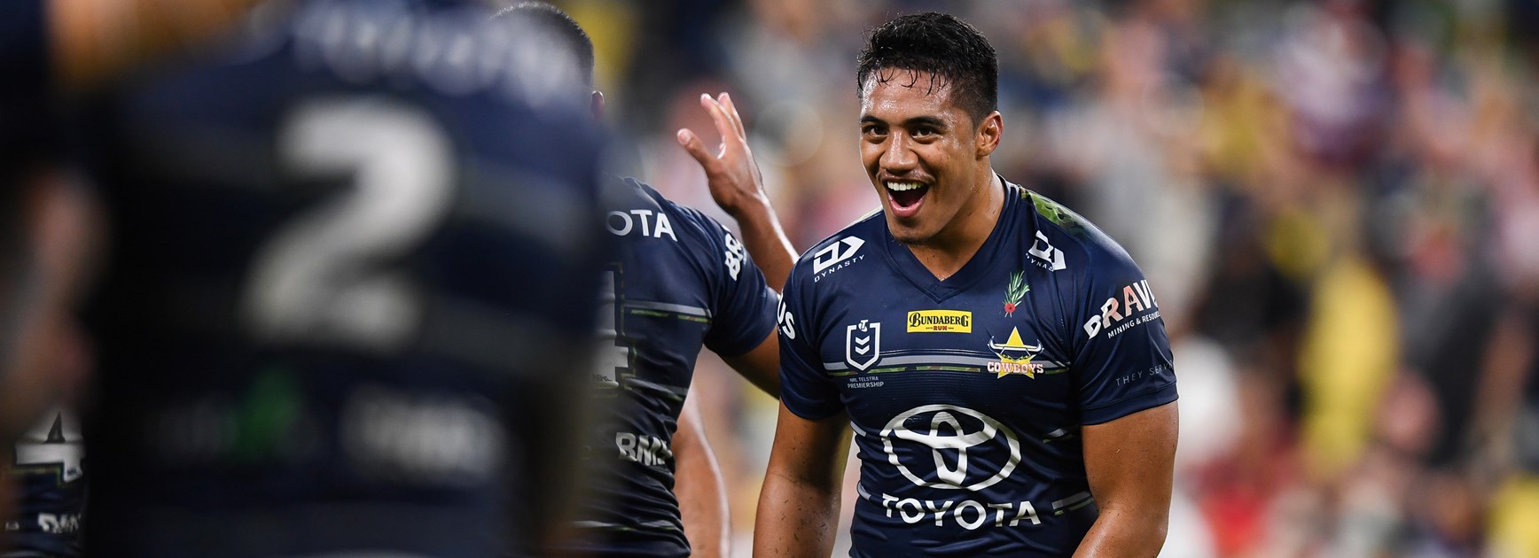 Cowboys re-sign Taulagi