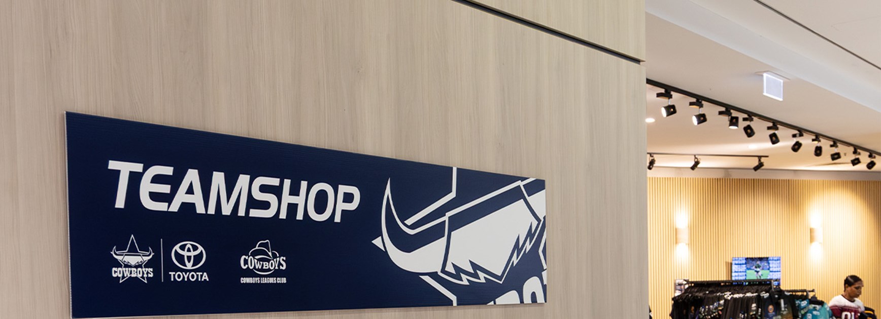 Cowboys Team Shop Pop-Up Store now open until Thursday!