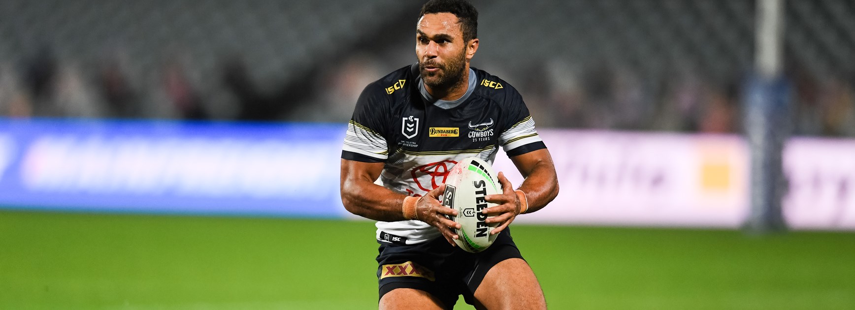 O'Neill announces immediate retirement