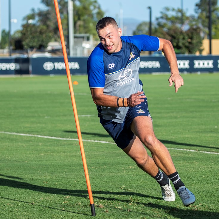 Cowboys promote three Young Guns to NRL squad for 2022