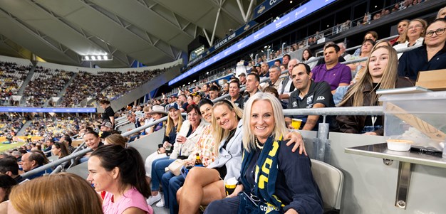 Level 1 - 8 & 10-Seat Gold Boxes