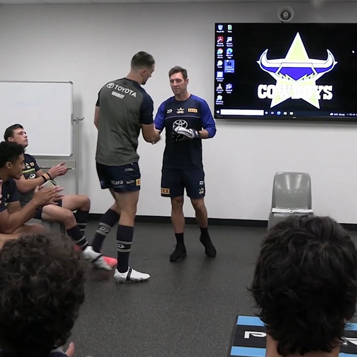 Graham presents Bradley with debut jersey