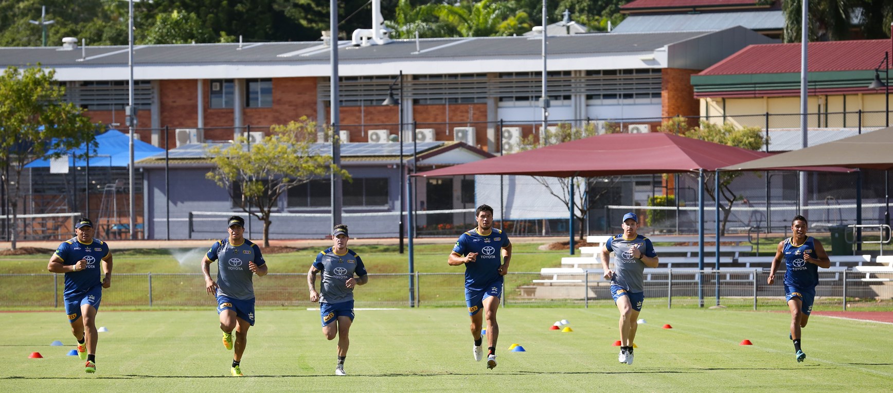 [Gallery] Setting the pace