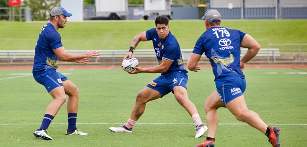 Pere re-signs as a Cowboy