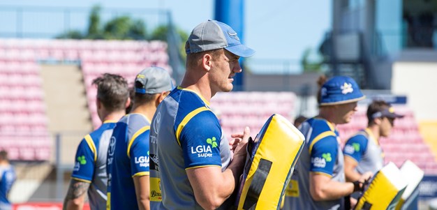 Training gallery: Origin's shadow